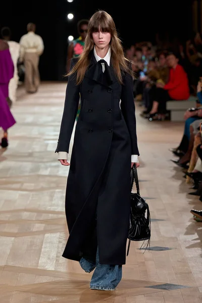 Look 36